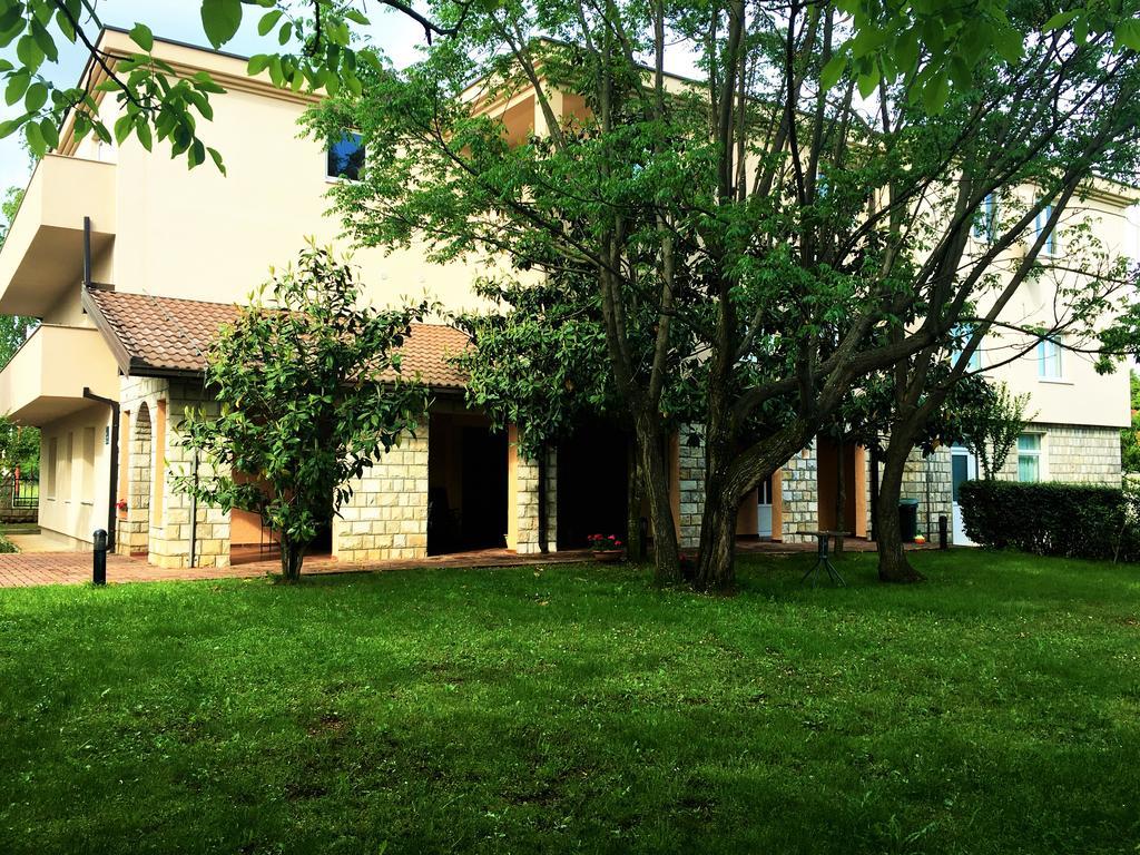 Pansion Bencun Hotel Međugorje Eksteriør billede